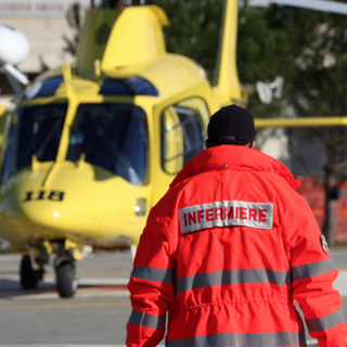 Scontro auto - bici: 11enne ricoverato al Regina Margherita