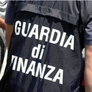 Operazione anti-riciclaggio: sequestrato un alloggio nel centro di Vercelli