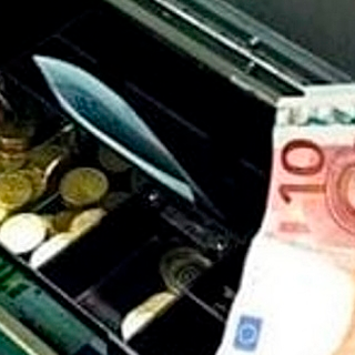 Furto al Circolo di Porta Torino: preso il ladro