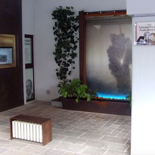 Largo Falcone e Borsellino creato a Gattinara in piazza Italia