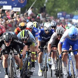Venerdì passa il Giro d'Italia: percorso e divieti