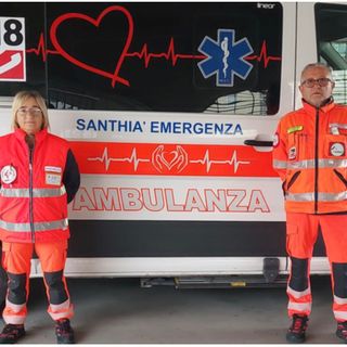 Colpito da un arresto cardiaco, salvato da soccorritori e da un infermiere di passaggio