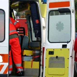 Incidente mortale a Trino: perde la vita un motociclista