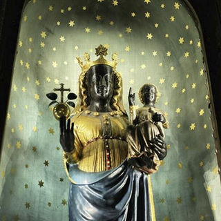La Madonna di Oropa "in pellegrinaggio" ai Cappuccini