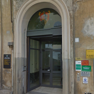 Forze dell'ordine di nuovo negli uffici di via Quintino Sella