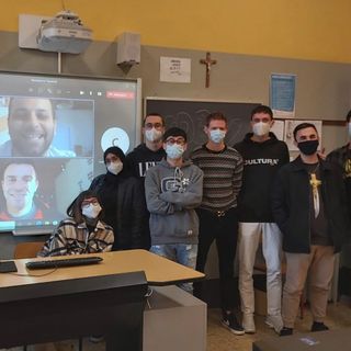 «La nostra vita dopo l'incidente»: incontro tra gli studenti e due testimonial della sicurezza stradale