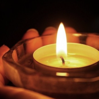 Tronzano piange Anna e spera per la sua sorellina