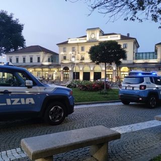 Aggressione alla stazione di Novara: studente ferito mentre aspetta di tornare da scuola