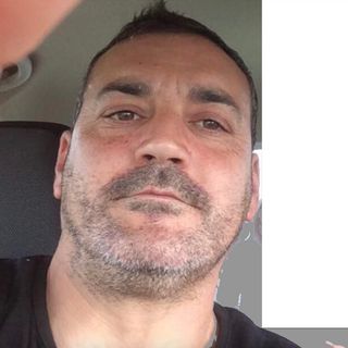 Muore a 46 anni dopo l'incidente in moto