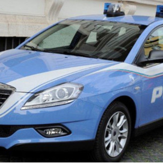 Bloccano e rapinano 5 ragazzini minacciandoli con il coltello: minorenni novaresi fermati e denunciati