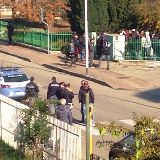 Tensione al centro profughi di via Monte Bianco