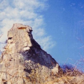 Monolito al Roc Colombè