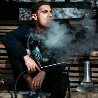 Shisha di lusso El Badia: fumare il narghilè con classe
