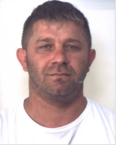 Rapinò in casa un'anziana caresanese: arrestato