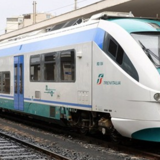 Investita dal treno vicino a Bianzè, morta una 28enne