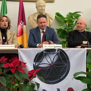 Una vita in divisa esposto all’amianto: condanna al Ministero della Difesa per un sottufficiale morto per mesotelioma