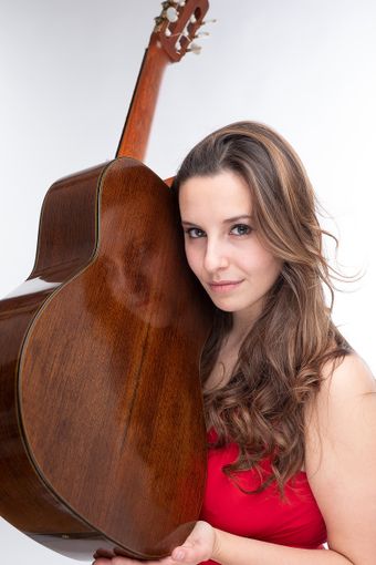 "Il legno che canta": le chitarre di Gilardino in mostra al museo Leone