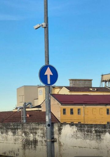 Installate le telecamere: più sicurezza sul cavalcaferrovia Tournon Installate le telecamere: più sicurezza sul cavalcaferrovia Tournon