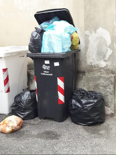 Raccolta rifiuti: 8 ore di sciopero Raccolta rifiuti: 8 ore di sciopero