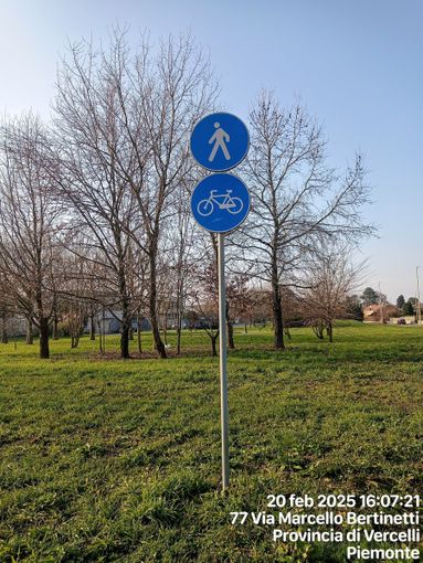 Strisce pedonali inesistenti e attraversamenti non segnalati - FOTO Strisce pedonali inesistenti e attraversamenti non segnalati - FOTO