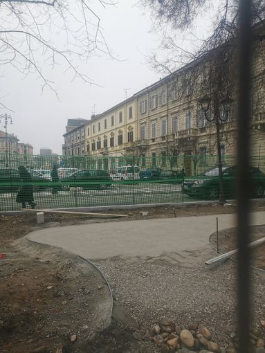 Viale Garibaldi, inizia la posa del nuovo fondo