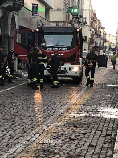 «E' passato il finimondo»: Trino, tetti e alberi divelti dal vento - foto «E' passato il finimondo»: Trino, tetti e alberi divelti dal vento - foto