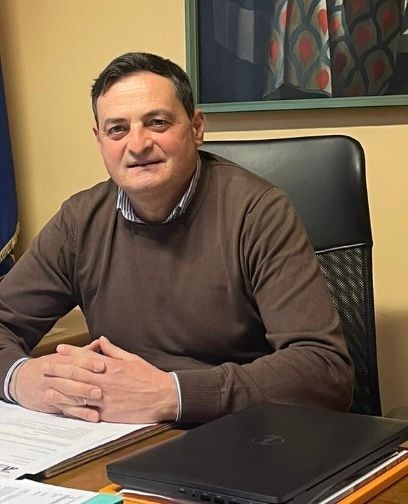 L'affetto dei concittadini per l'ex assessore Nunziata: «Resto consigliere, lavorerò per tornare» L'affetto dei concittadini per l'ex assessore Nunziata: «Resto consigliere, lavorerò per tornare»