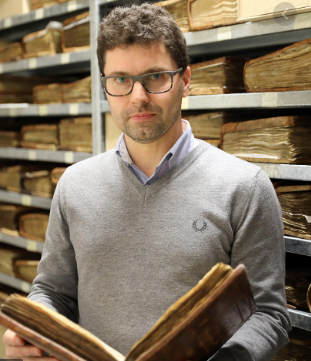 Timoty Leonardi, direttore della Fondazione Museo del Tesoro del Duomo e Archivio Capitolare di Vercelli Timoty Leonardi, direttore della Fondazione Museo del Tesoro del Duomo e Archivio Capitolare di Vercelli