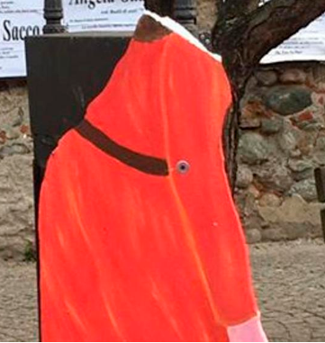 Vandali scatenati contro il presepe gigante