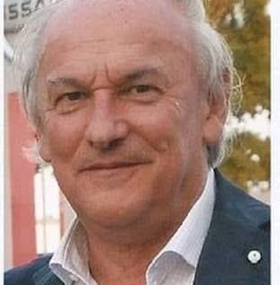 Ringraziamento a Oculistica: «La mia vista salvata dalla vostra professionalità» Ringraziamento a Oculistica: «La mia vista salvata dalla vostra professionalità»