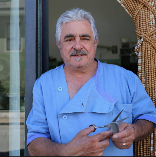 "Ciao Jano, portati lassù forbice, pettine e rasoio. E la sciarpa del Milan"