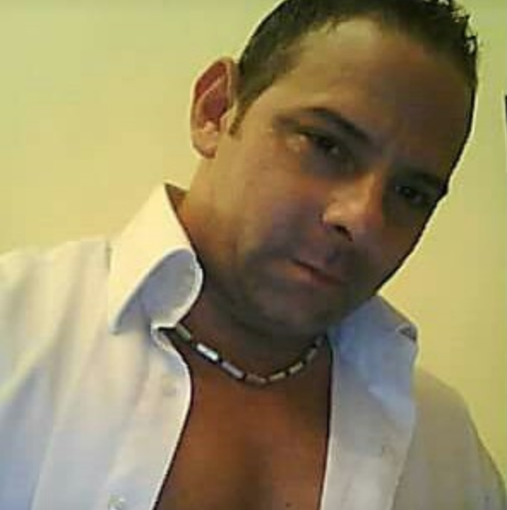 Campione di body building trovato morto in casa: aveva 49 anni Campione di body building trovato morto in casa: aveva 49 anni