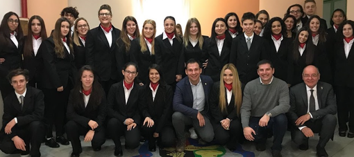 Il Comune vi accoglie: grazie agli studenti dell'Alberghiero