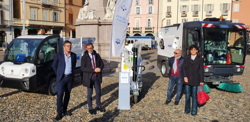 La presentazione dei nuovi mezzi di Asm