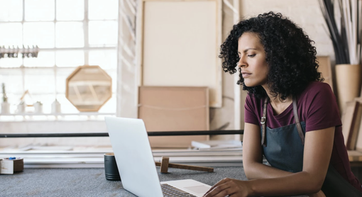 Amazon a sostegno delle giovani donne STEM