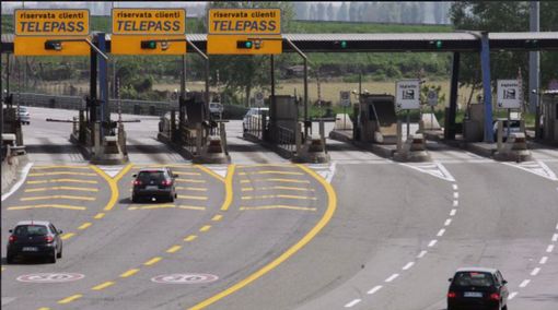 Incidente tra Borgo d'Ale e Santhià, interviene l'elisoccorso Incidente tra Borgo d'Ale e Santhià, interviene l'elisoccorso