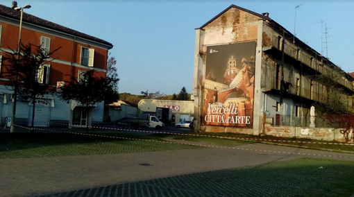 Corso De Rege: viaggio nello stabile che sarà abbattuto - fotogallery