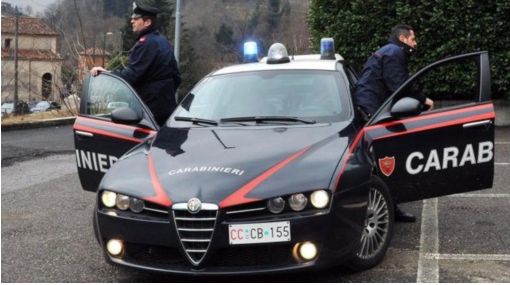 Spaccio nei boschi tra Lenta e Roasio: un arresto e 4 denunce