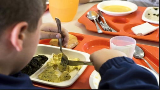 Mensa scolastica "sorvegliata speciale": cottura non sempre all'altezza Mensa scolastica "sorvegliata speciale": cottura non sempre all'altezza