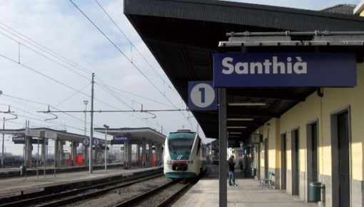 Santhià, biglietteria Fs a orario ridotto