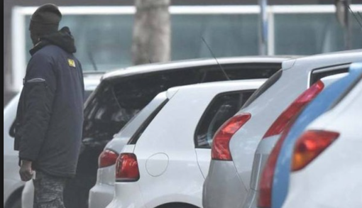 Borgosesia: multe alle coop. che consentono ai migranti di chiedere l'elemosina