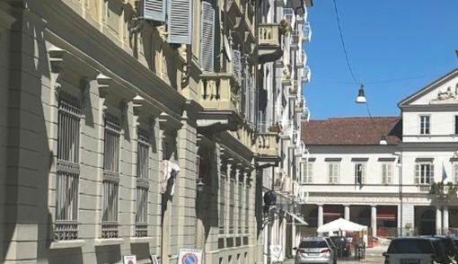 Via Palazzo di città chiusa al traffico, si installano le luci degli attraversamenti pedonali