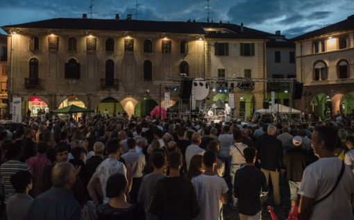 Passeggiando tra musica e sapori: Vercelli si prepara alla Notte Bianca