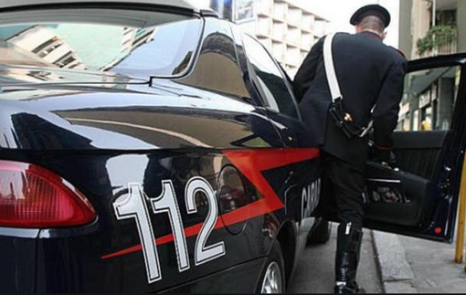 Interviene nella lite tra coniugi e rimedia una frattura al polso Interviene nella lite tra coniugi e rimedia una frattura al polso