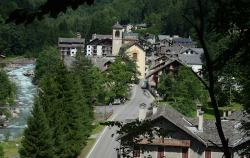 “Via dalla città...": aperto il bando per sostenere chi si trasferisce nei paesi di montagna “Via dalla città...": aperto il bando per sostenere chi si trasferisce nei paesi di montagna