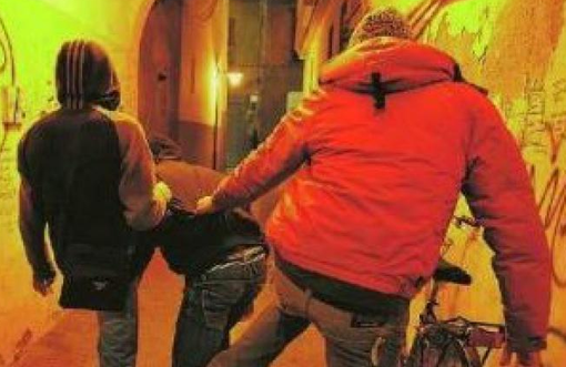 Notti violente a Novara: tre pakistani in carcere per tentato omicidio