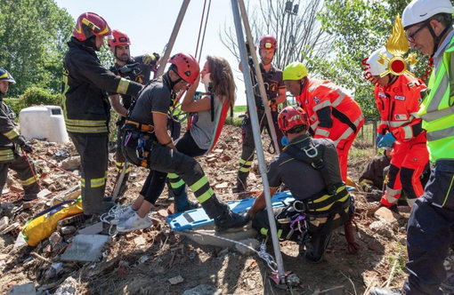 Pronti a intervenire in caso di terremoto - fotogallery