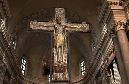 Verso la festa di Sant'Eusebio: triduo con le parrocchie cittadine. Torna il pellegrinaggio a Oropa a piedi Verso la festa di Sant'Eusebio: triduo con le parrocchie cittadine. Torna il pellegrinaggio a Oropa a piedi