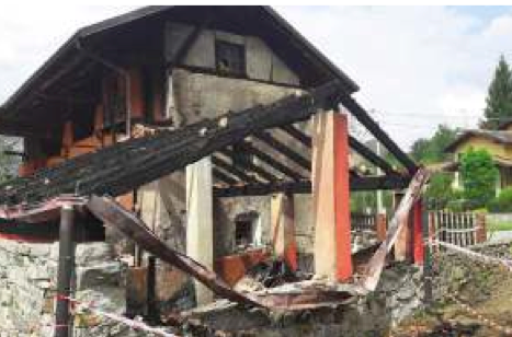 Il fienile incendiato