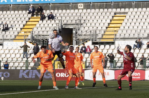 L'incornata vincente di Comi (f. DEVECCHI)